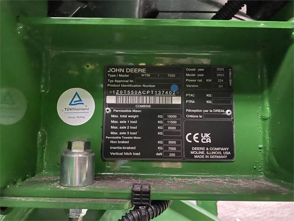 John Deere T550i Комбайни
