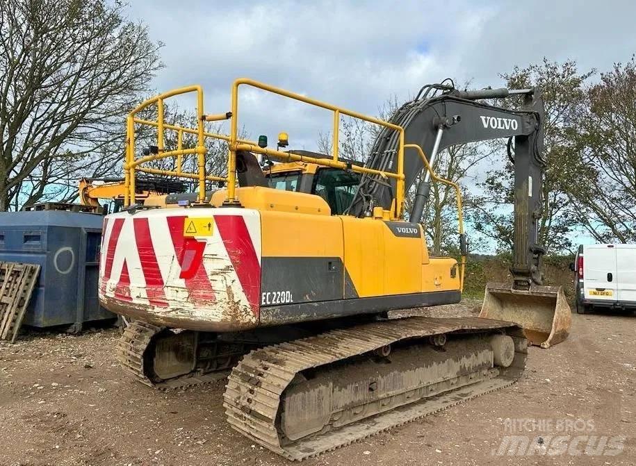 Volvo EC 220 DL Верижен екскаватор