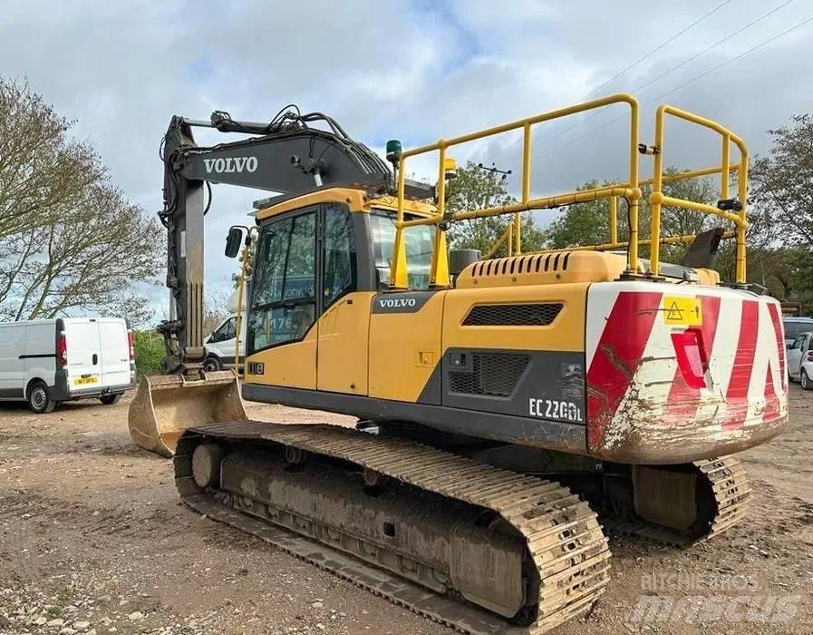 Volvo EC 220 DL Верижен екскаватор