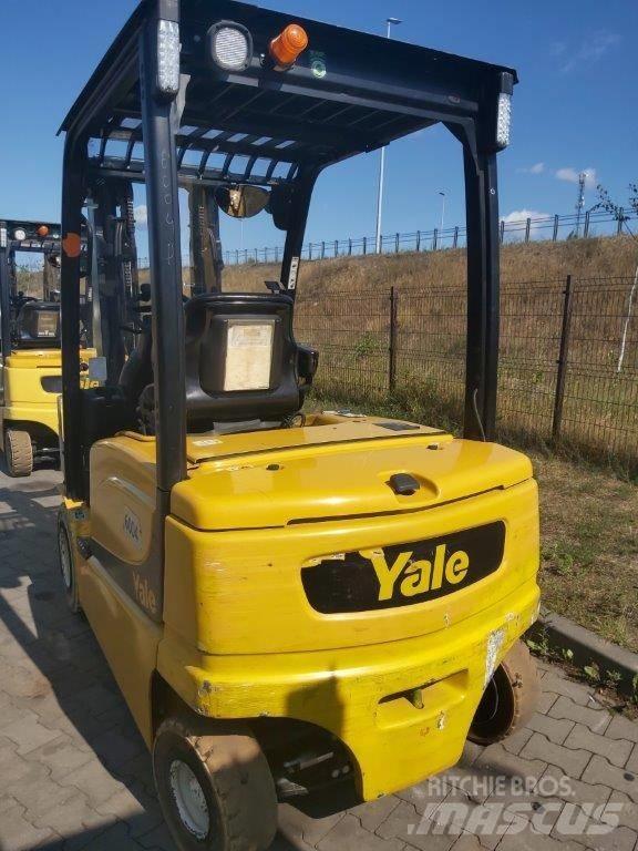 Yale ERP25VL Електрически вилични кари-повдигачи