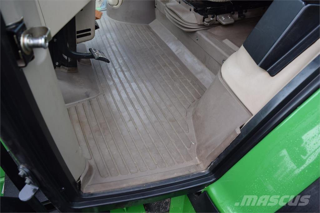 John Deere 6150 R Трактори