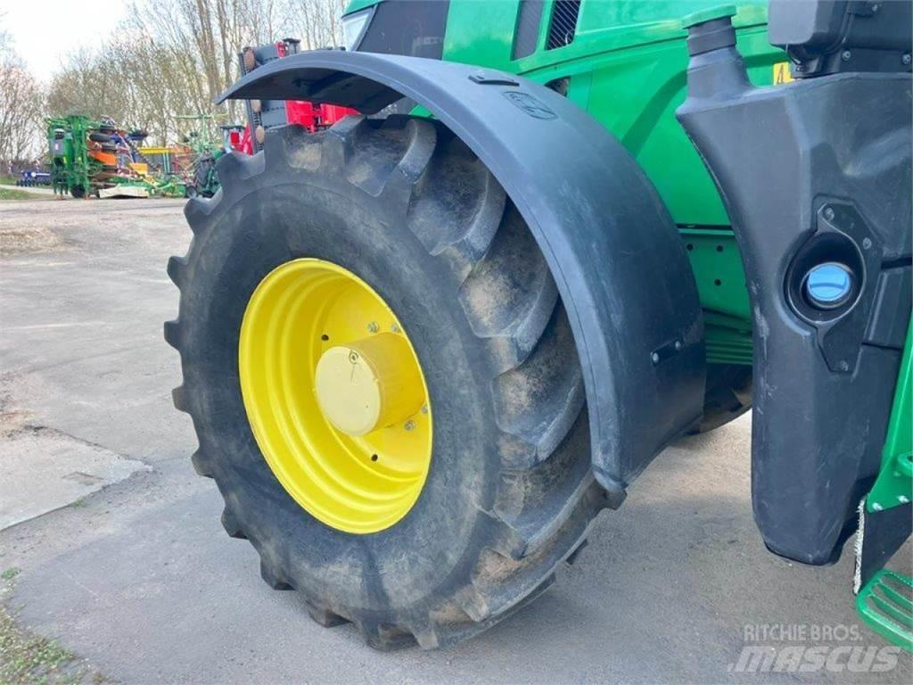 John Deere 6250R Трактори