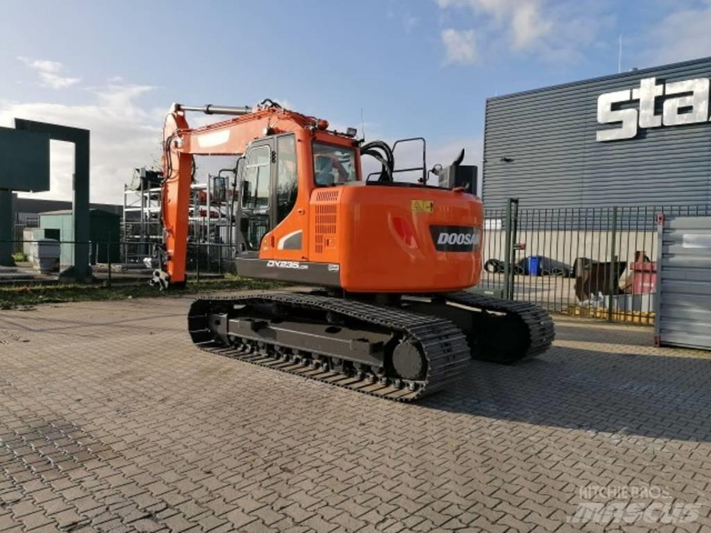 Doosan DX 235 LCR-5 Верижен екскаватор