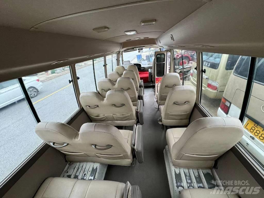 Toyota Coaster Bus Мини бусове