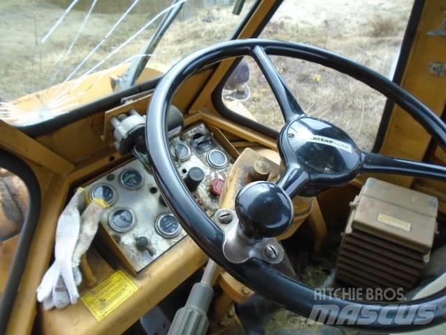 CAT 950 A Колесни товарачи