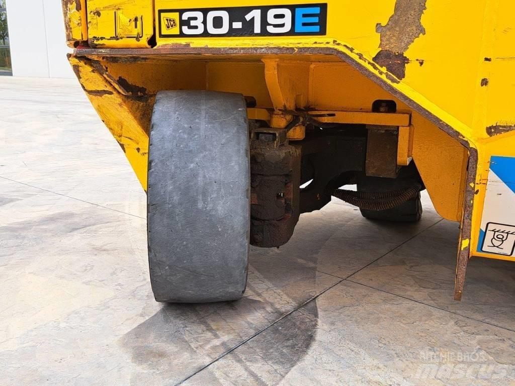 JCB TLT 30-19E Ретрак/ Високоповдигач с изместване на вилката напред