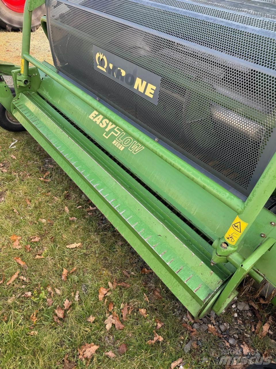 Krone BIG x 700 Самоходни фуражири