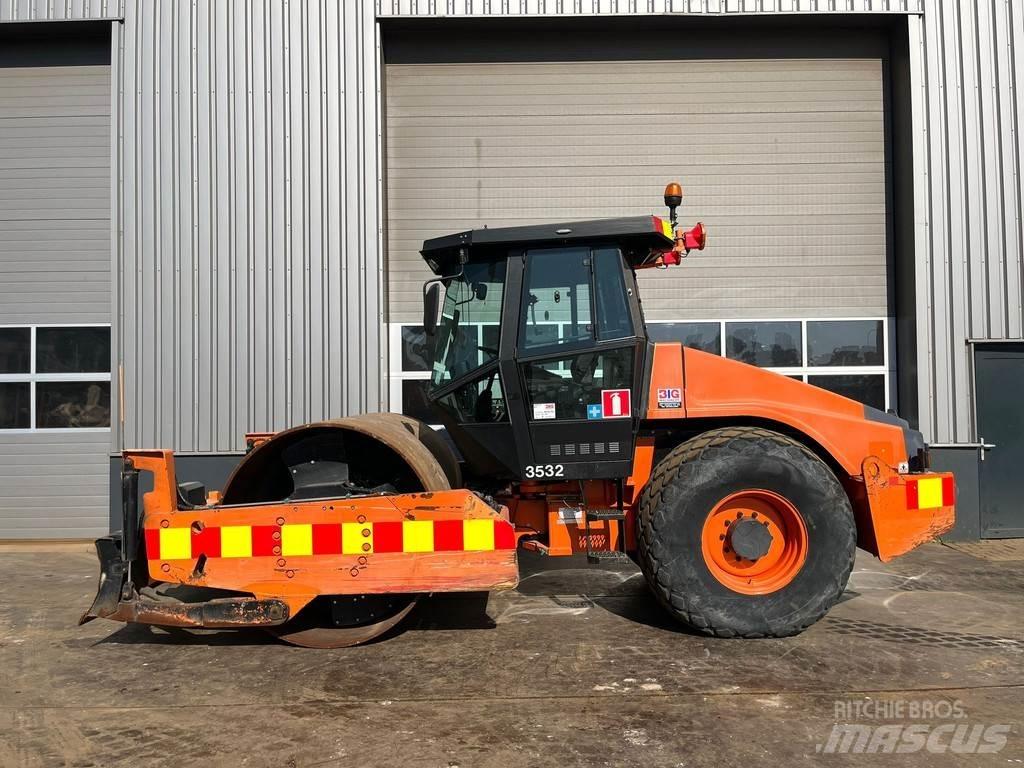 Dynapac CA302D Еднобарабанни ролки
