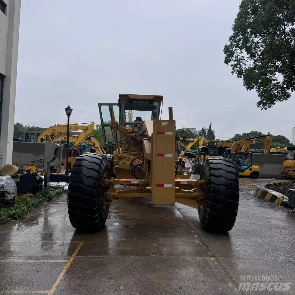 CAT 16G Грейдери