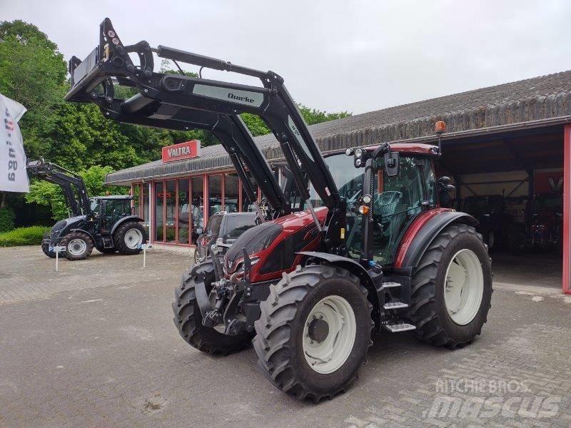 Valtra G135 Active Трактори