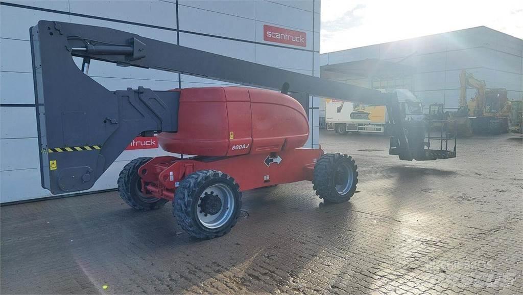 JLG 800AJ Съчленени стрелови подемници