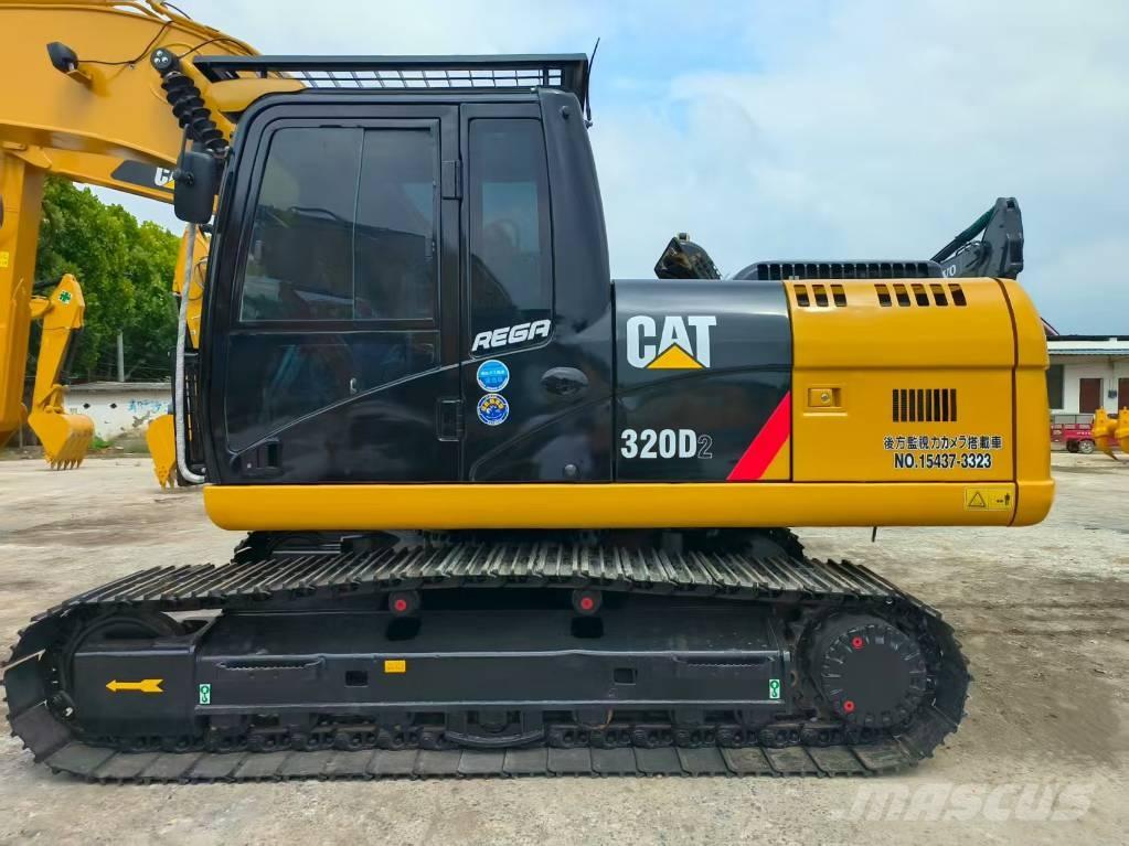 CAT 320 D Верижен екскаватор