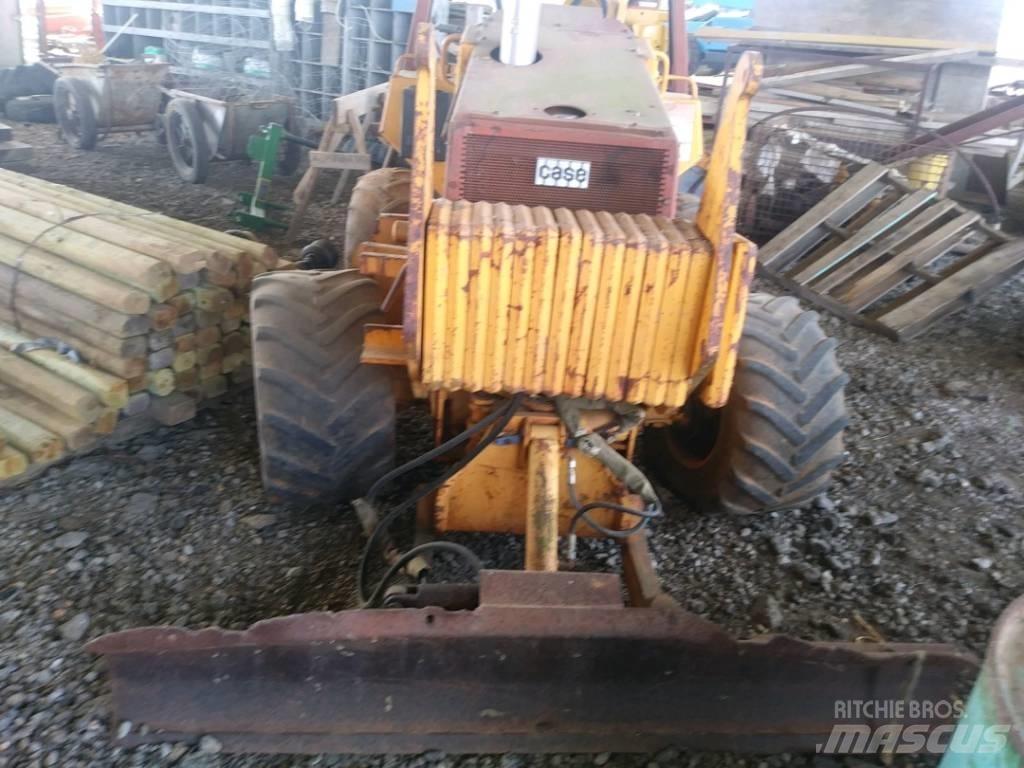 CASE 660 Изкопни машини