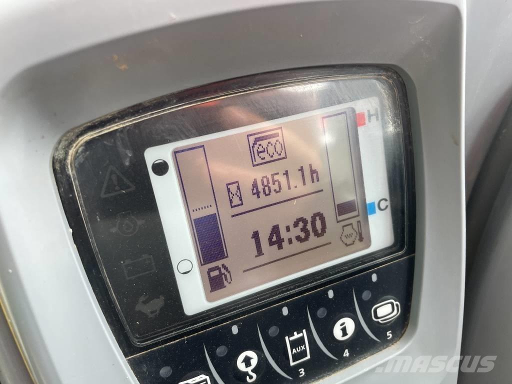 Kubota KX 080-4 Средни екскаватори 7т - 12т