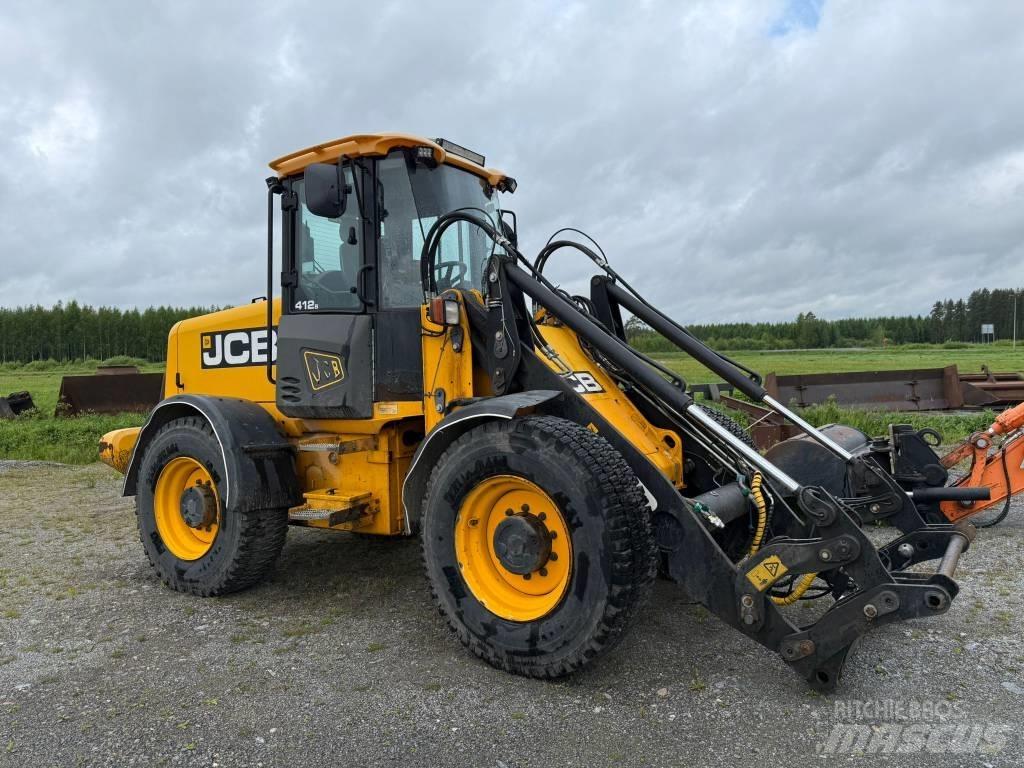 JCB 412 S Колесни товарачи