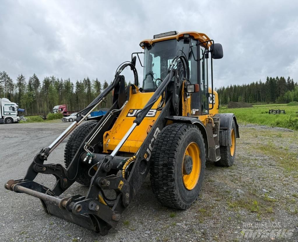 JCB 412 S Колесни товарачи