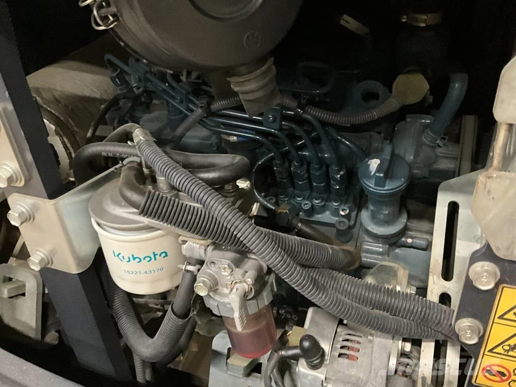 Kubota KX 027-4 Мини екскаватори < 7 т