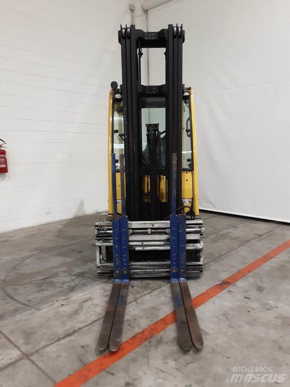 Hyster J2.5XN Електрически вилични кари-повдигачи