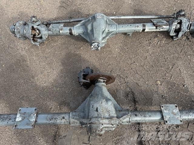 SkyJack sj8831 axles Ножични работни платформи