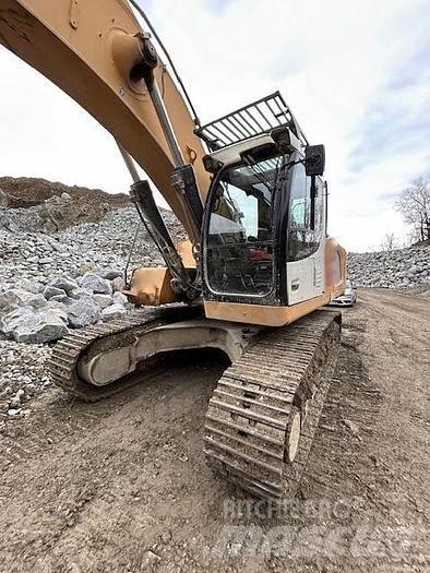 Liebherr R946 LC Специални екскаватори