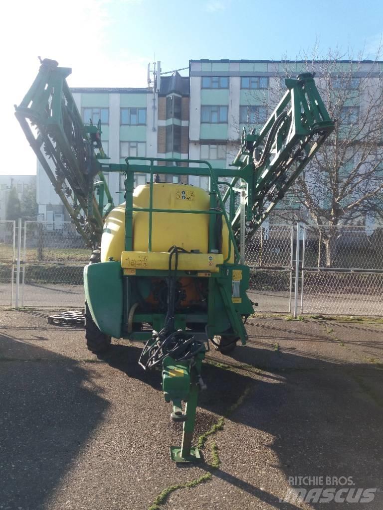John Deere 732 Прикачни пръскачки
