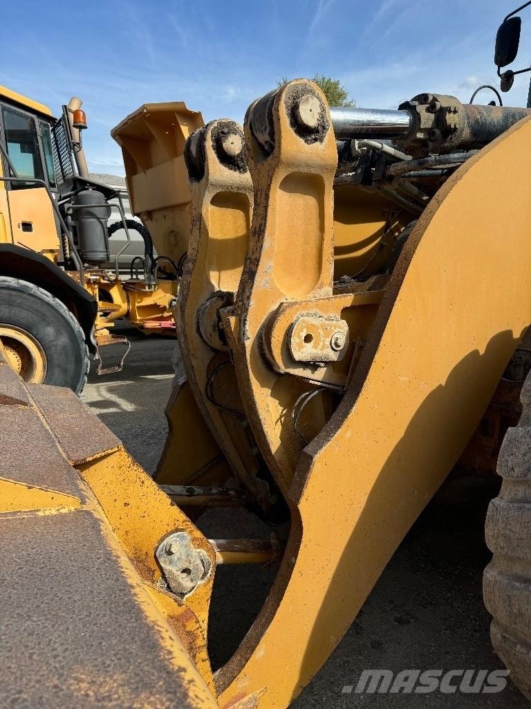 CAT 980 K Колесни товарачи