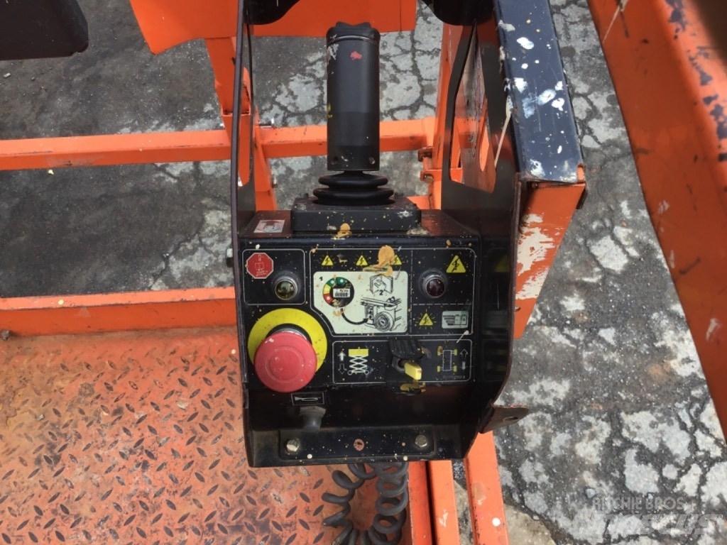 JLG 3248RS Ножични работни платформи