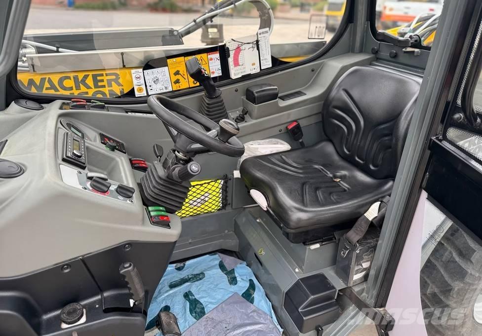 Wacker Neuson TH 522 Телескопични товарачи