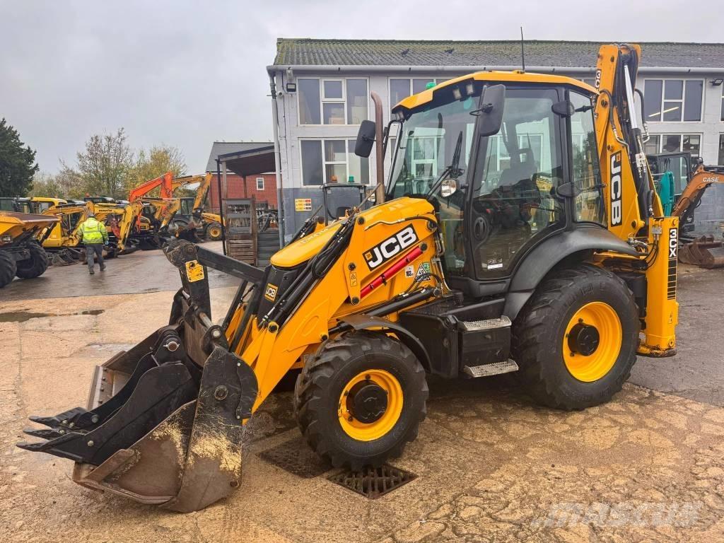 JCB 3 CX Товарач със заден ексватор