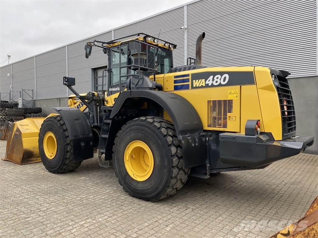 Komatsu WA480-8 Колесни товарачи