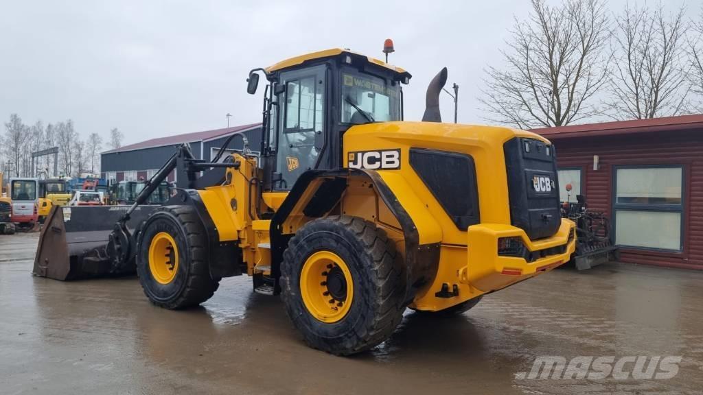 JCB 437 HT Колесни товарачи
