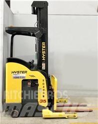 Hyster N35ZR Ретрак/ Високоповдигач с изместване на вилката напред