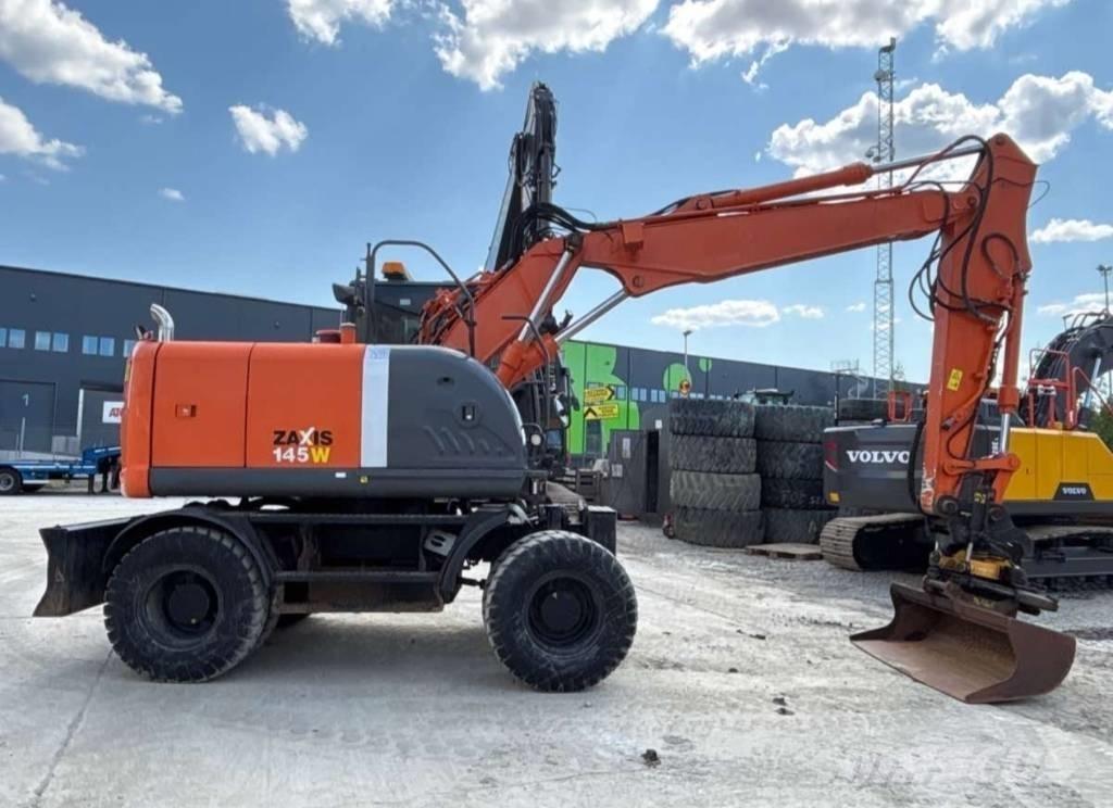 Hitachi ZX 145 W-3 Колесни екскаватори