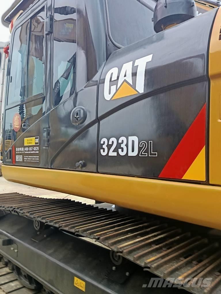 CAT 323 D2L Верижен екскаватор