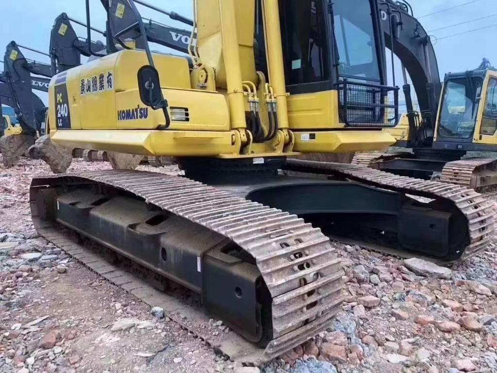 Komatsu PC 240 Верижен екскаватор