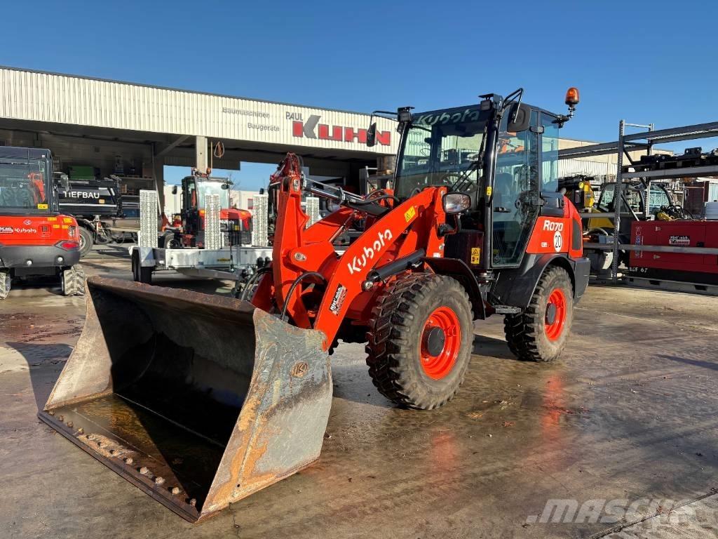 Kubota R 070 Колесни товарачи