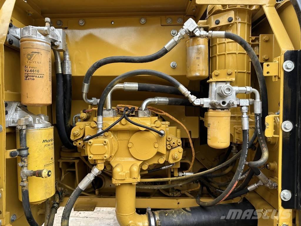 CAT 320D Верижен екскаватор