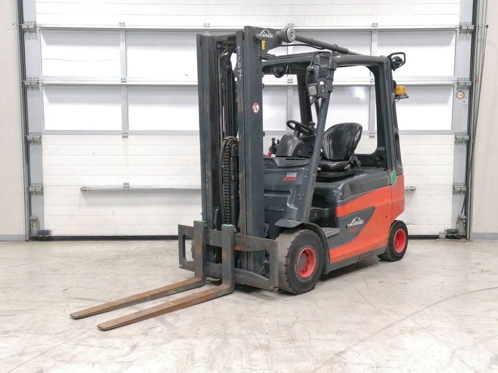 Linde E25-01 Електрически вилични кари-повдигачи