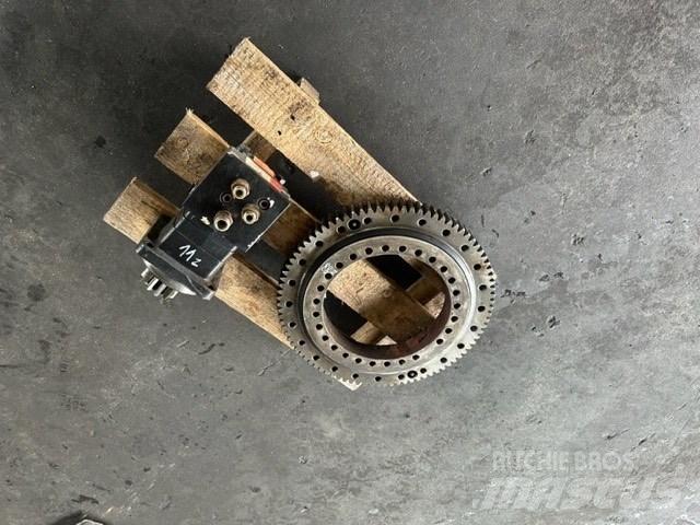 Manitou 105 VJR Моторизирани платформи с талига