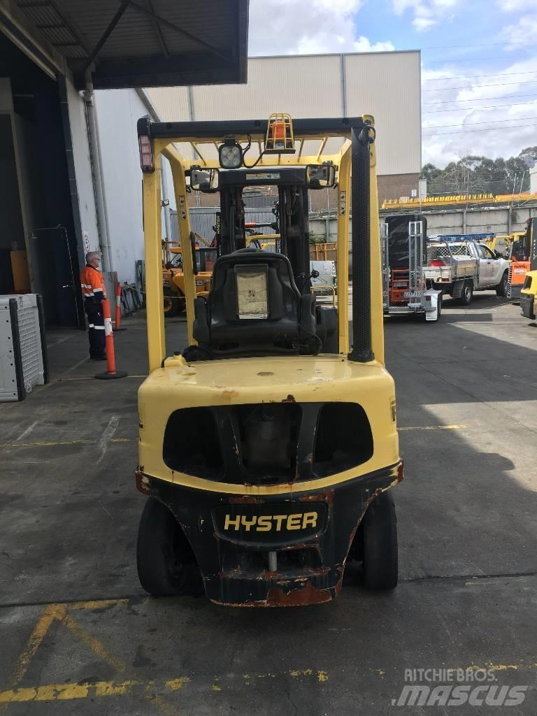Hyster H2.5FT Камиони с АГУ