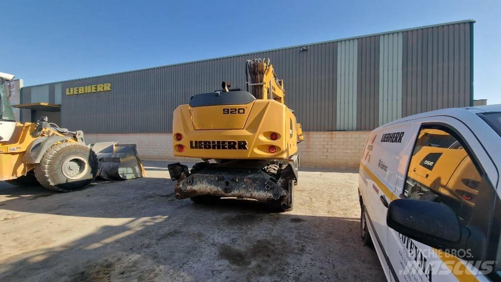 Liebherr A 920 Колесни екскаватори