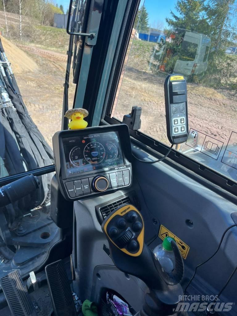Hyundai HW 65 A Колесни екскаватори