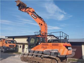 Doosan DX 300 LC Верижен екскаватор