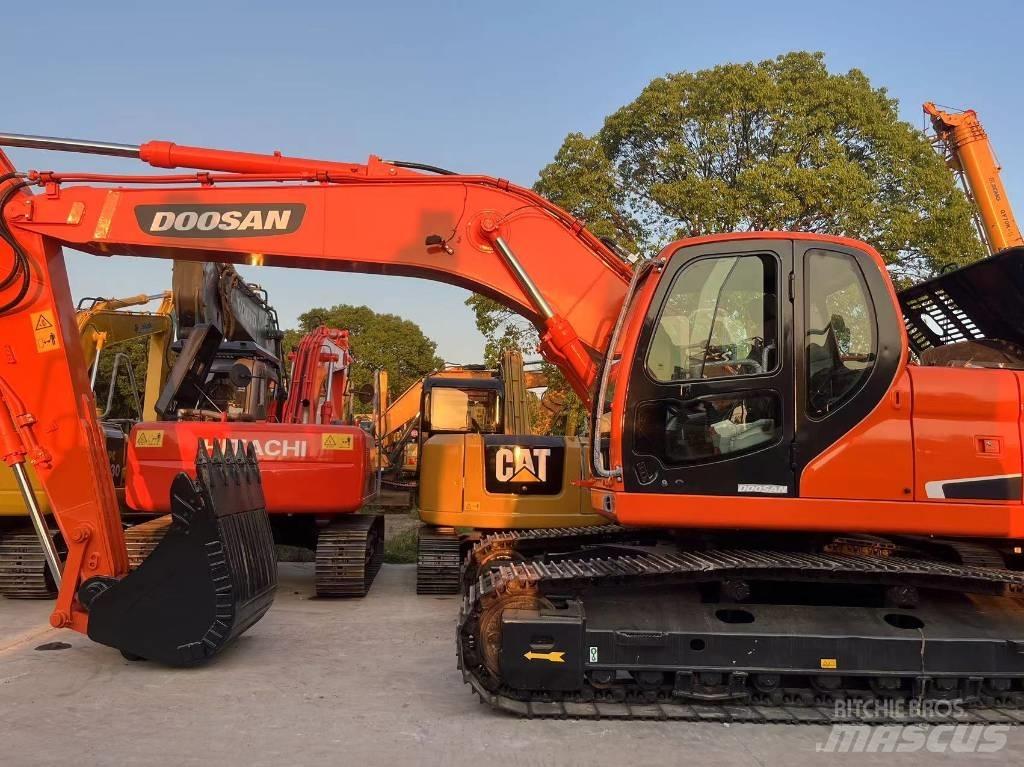 Doosan DX225LC-9C Верижен екскаватор