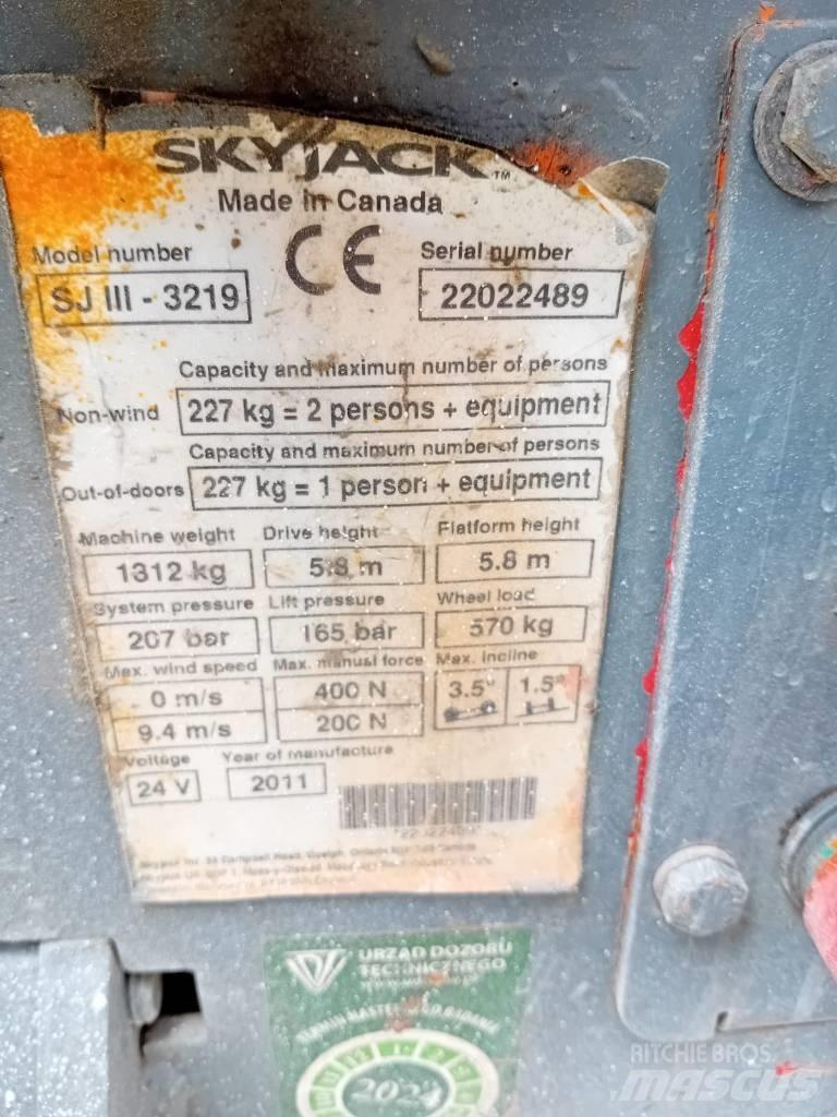 SkyJack 3219 SJ Ножични работни платформи
