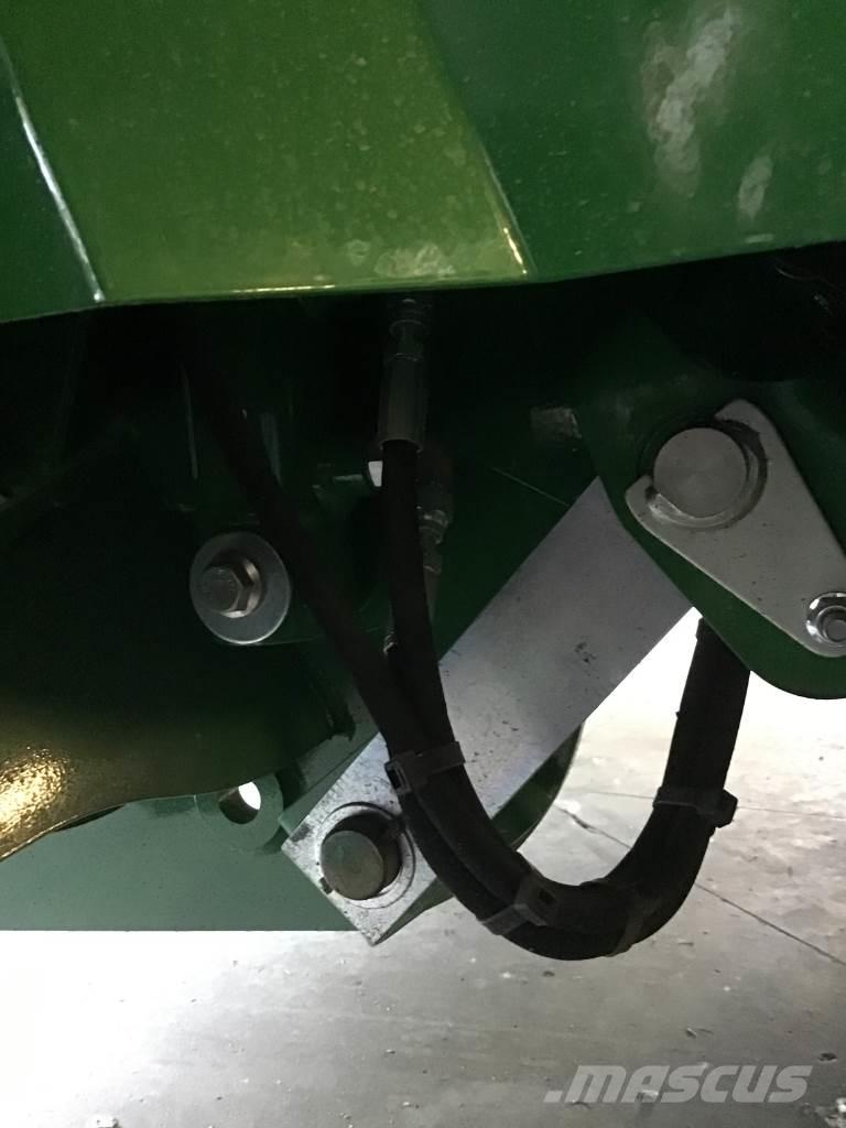 John Deere V461M Сламопреси за кръгли бали

