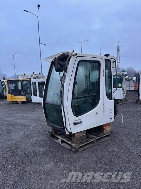 Liebherr A 314 CAB Кабина