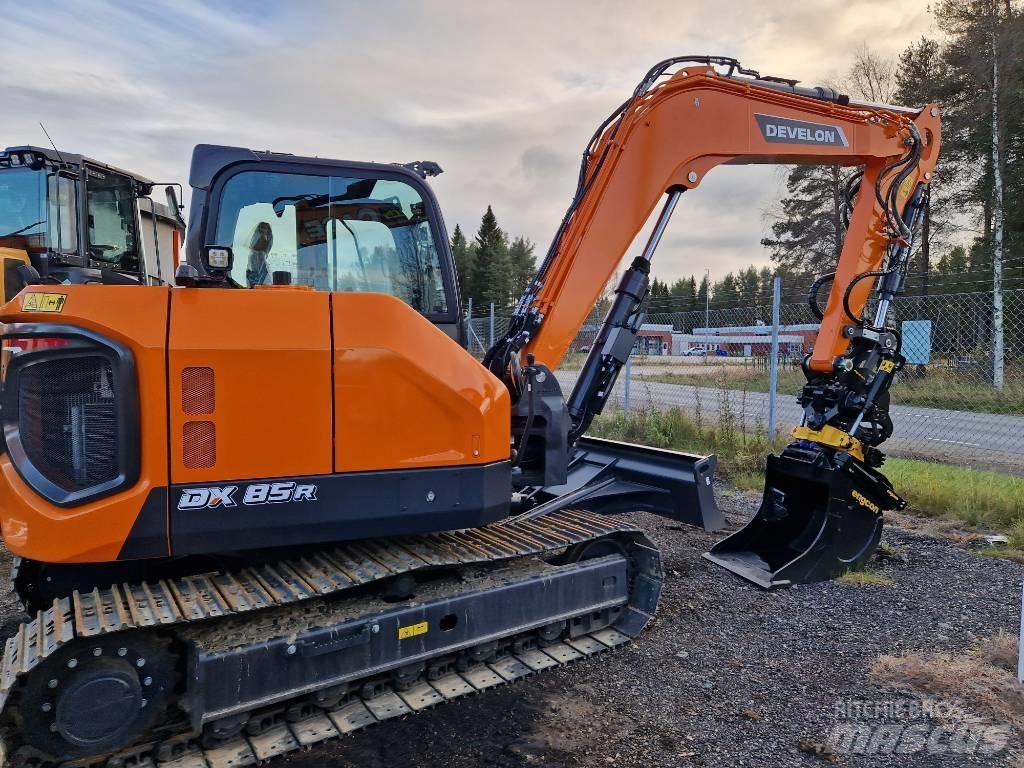 Develon DX 85 R-7 Средни екскаватори 7т - 12т