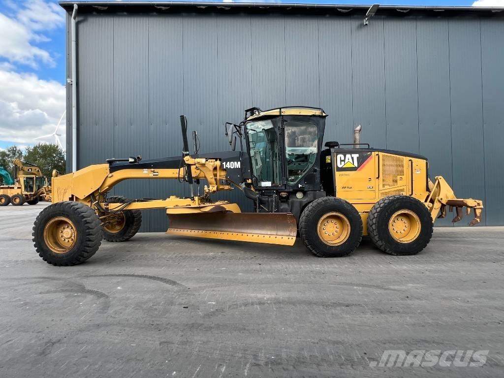 CAT 140M Грейдери