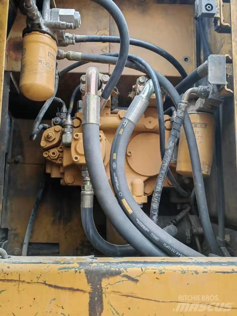 CAT 320 C U Верижен екскаватор